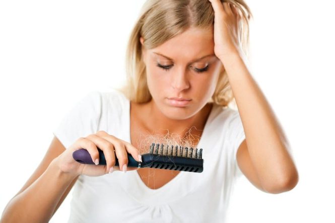 Featured image for The Struggle with Gradual Hair Loss: Recognizing Early Warning Signs